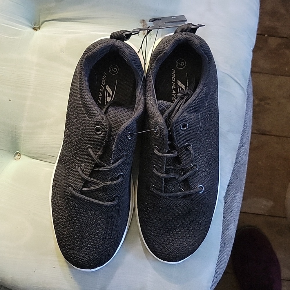 Pro Player Tennis Shoes